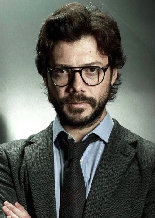 SHOCK! University Professor Accused of 'Academic Heist' Training